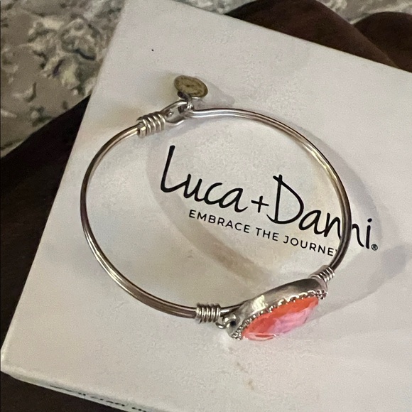 Luca + Dani Crystal Skull Bracelet NEW 🥰 - Picture 2 of 2